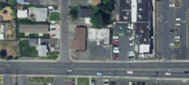 West Yakima Mixed-Use Commercial Property