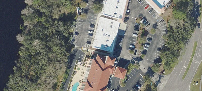 North Tampa Retail/Cafe/Restaurant Space