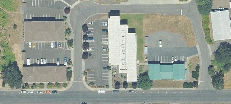 Light Manufacturing Building For Lease