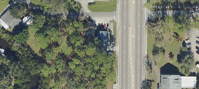 High Visibility Ruskin Commercial Space