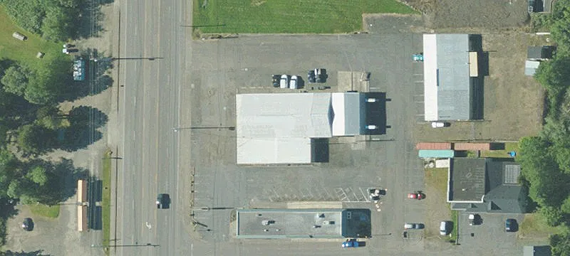Prime Retail/Restaurant Location on Hwy 101