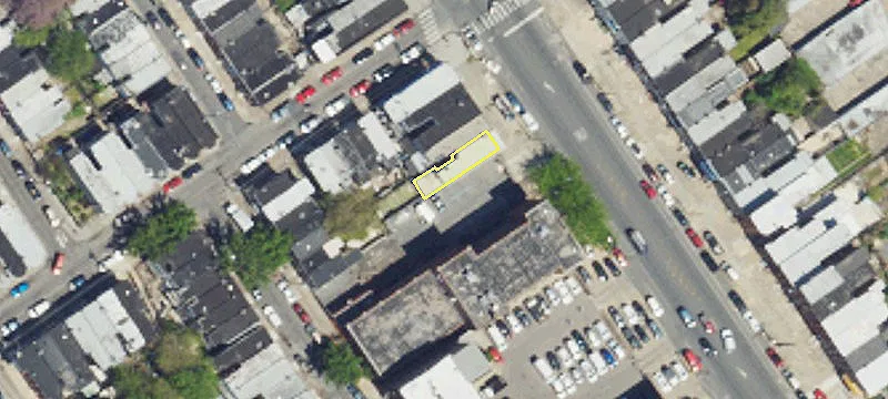 Three-Story Structure with Redevelopment Potential