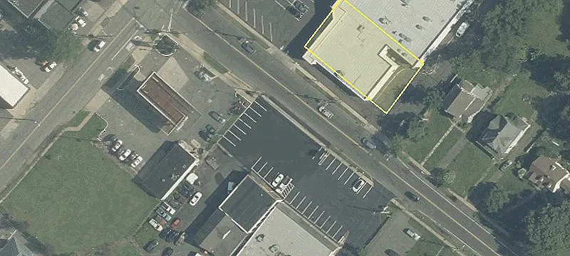 Retail Space Available For Rent