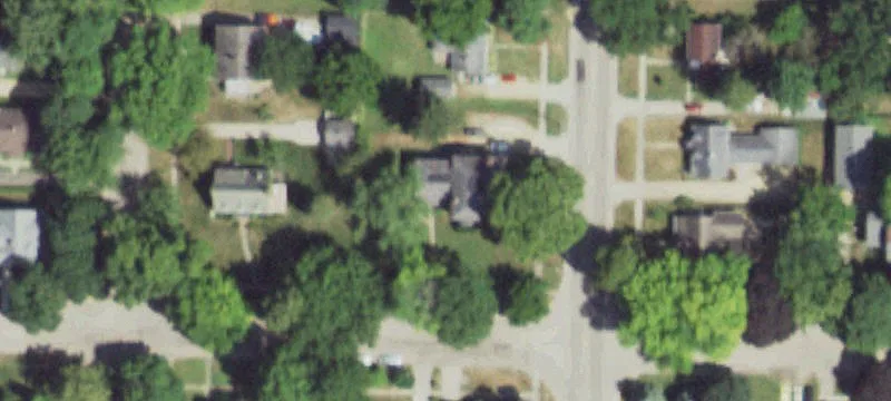 Classic 6-Unit Apartment Building