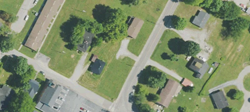 Corner Lot Near Glasgow Square