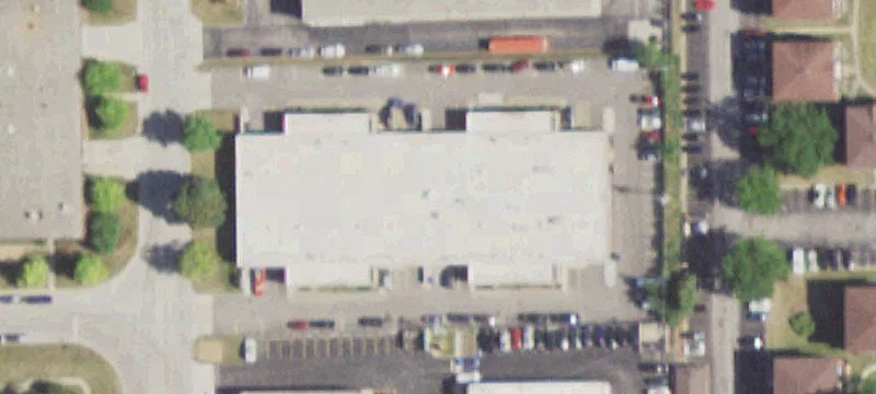 Retail/Industrial Single Tenant Space