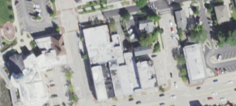 Mixed-Use Property | 2,860 SqFt