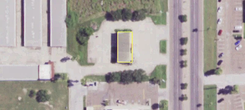 Vacant Oil Change Property