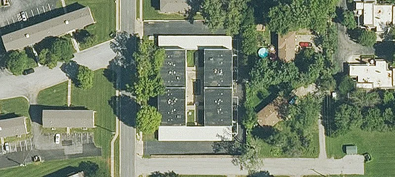 Glenview Apartments in Overland Park