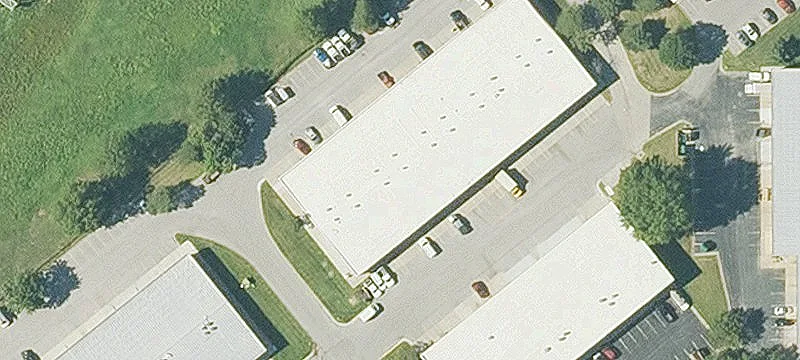 Lenexa Warehouse with Office Unit