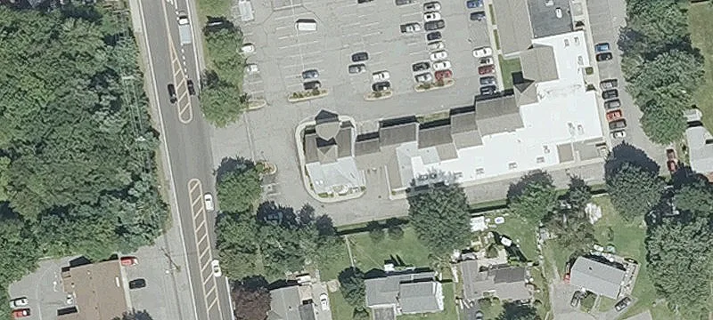 Retail Space Available For Rent