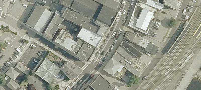 Mixed-Use Building in Downtown