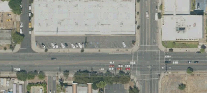 Multi-Tenant Commercial Building Available