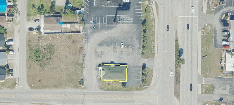 Freestanding Restaurant Building on US-41