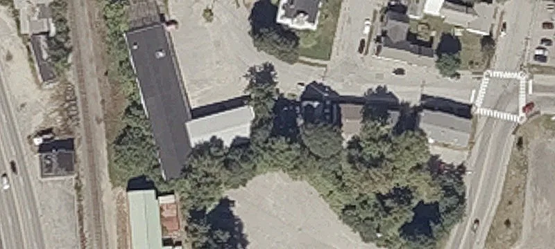 Versatile Commercial Building Near I-95