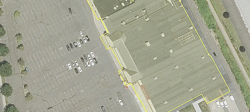 Retail Space Available For Rent