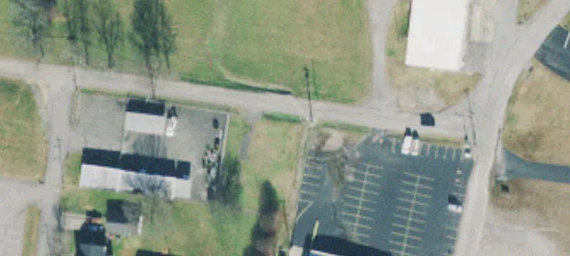 Lewisburg Commercial Property with Yard