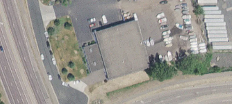Single Tenant Valley Motor Sports