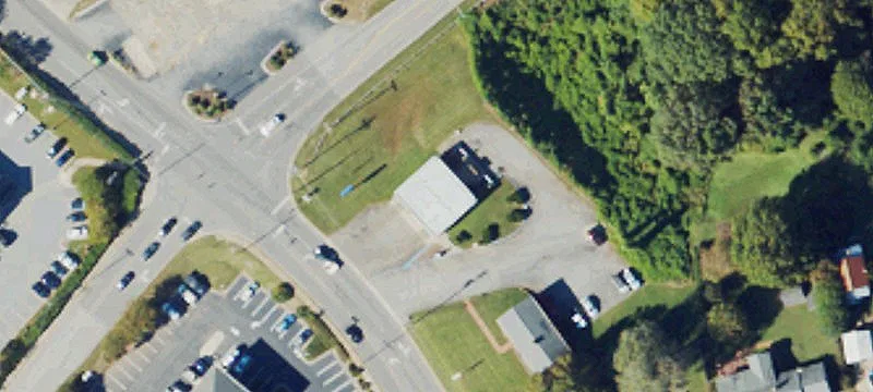 Two-Bay Touchless Carwash on 1.32 Acres