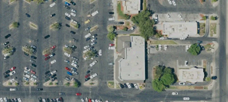 Retail Strip Mall in Lemoore