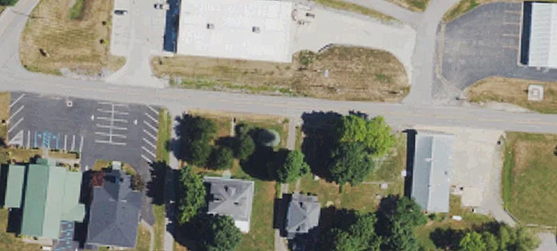 Versatile Commercial Property Opportunity