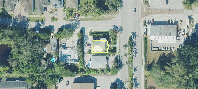 Commercial Building Near Downtown Naples