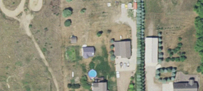 Princeton MN Acreage with Pond