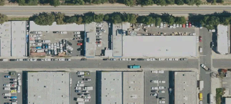 Retail Space in Van Nuys