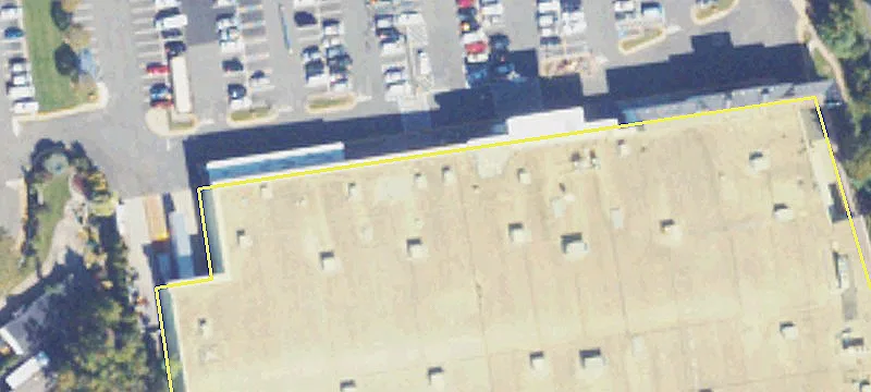 Retail Center with High Visibility