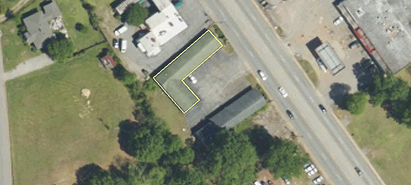 Freestanding Building on Broad River