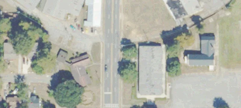 Retail/Office Building on North Davis