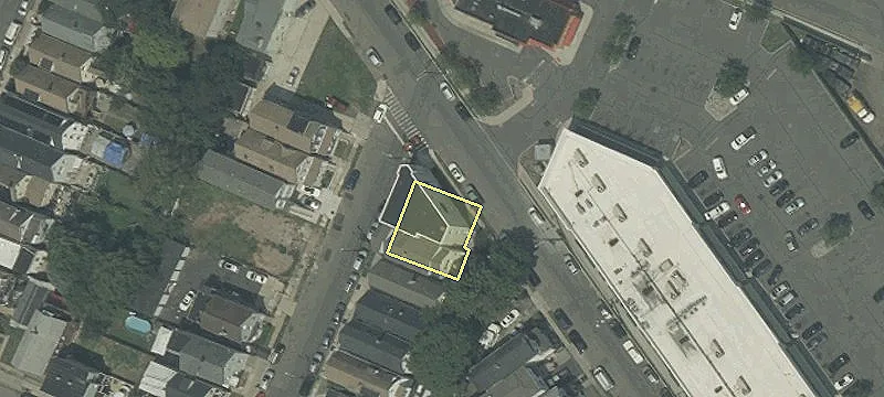 Renovated Six-Unit Multifamily Building