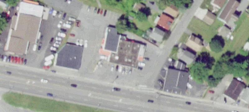Retail/Office Building on Oriskany Boulevard