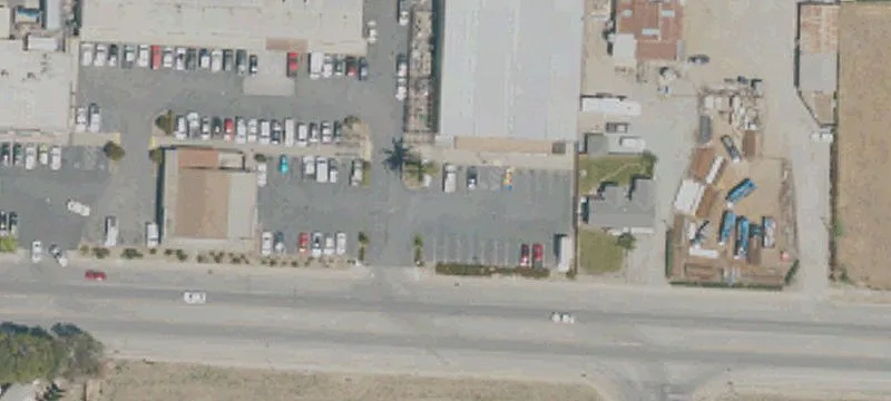 Retail Building in High-Traffic Area