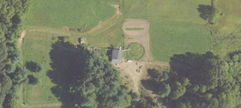 Commercial Warehouse on 2.65 Acres
