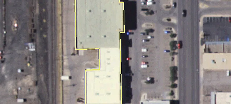 Bealls-Anchored Shopping Center For Sale