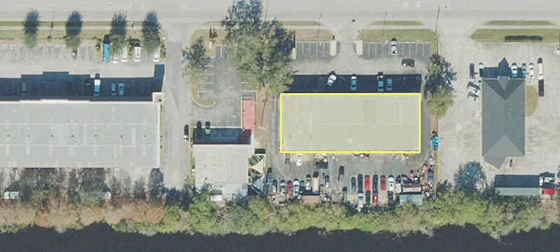Profitable Shopping Plaza in Kissimmee