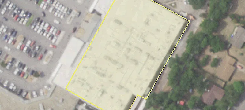 Retail Spaces at High-Traffic Location