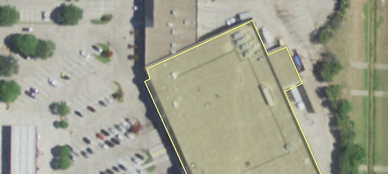 Retail Center at Legacy Drive