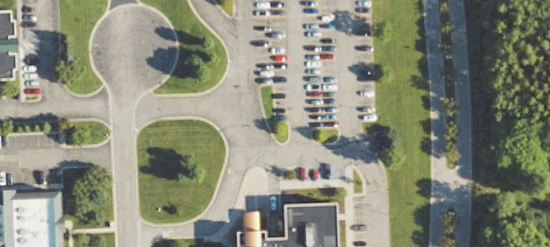 Retail Center Near Genoa Medical