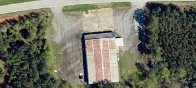 Spacious Industrial Warehouse for Lease