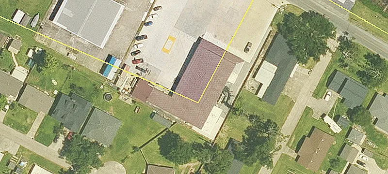 Newly Renovated Grocery Store Opportunity