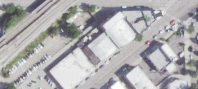 Column-Free Space on Archer Avenue