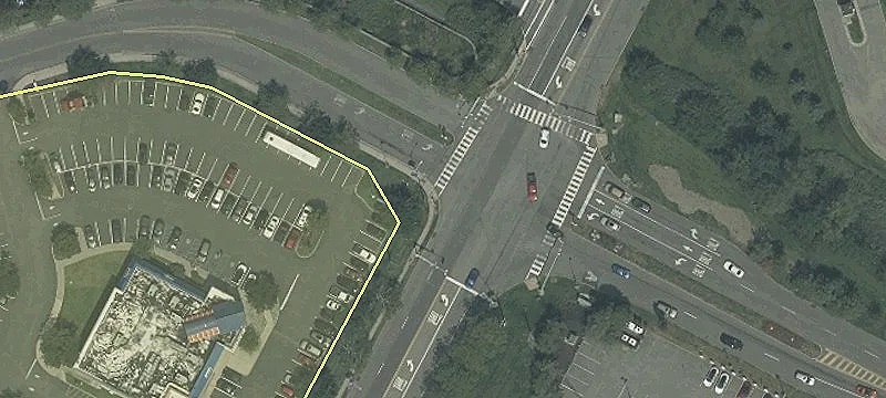Kapkowski Road Commercial Space