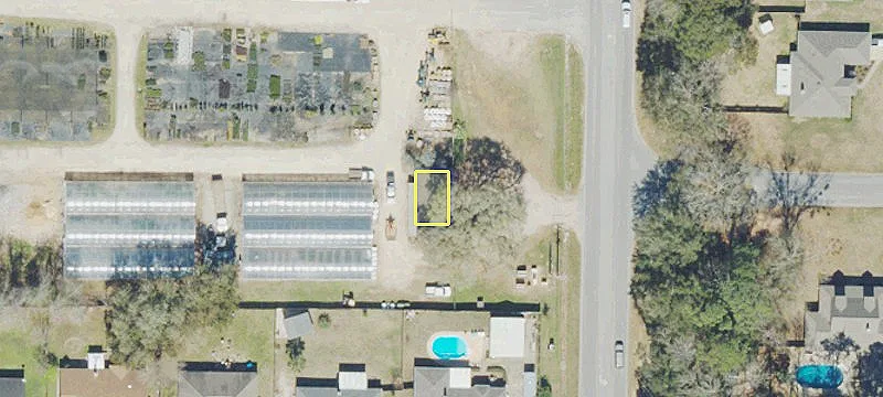 Commercial Site on Woodbine Road