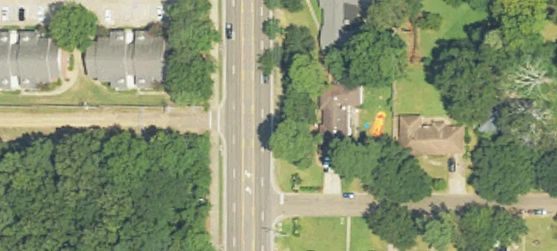 Prime Commercial Space For Lease