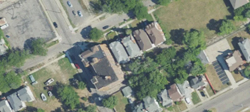 Spacious Multi-Family in Dexter-Linwood
