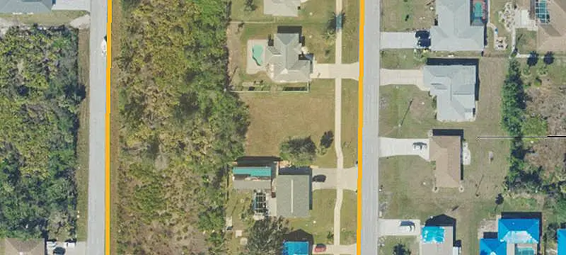Residential Lot Near Englewood Beach