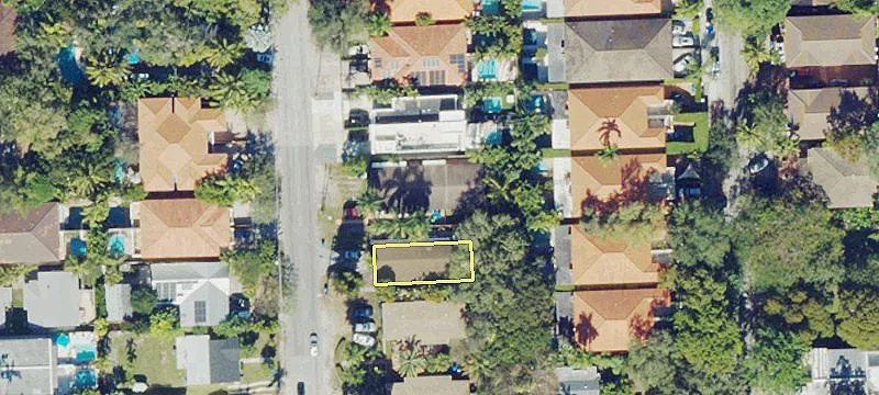 Coconut Grove Duplex with Parking