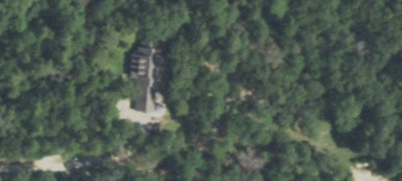 Private Country Retreat with Amenities